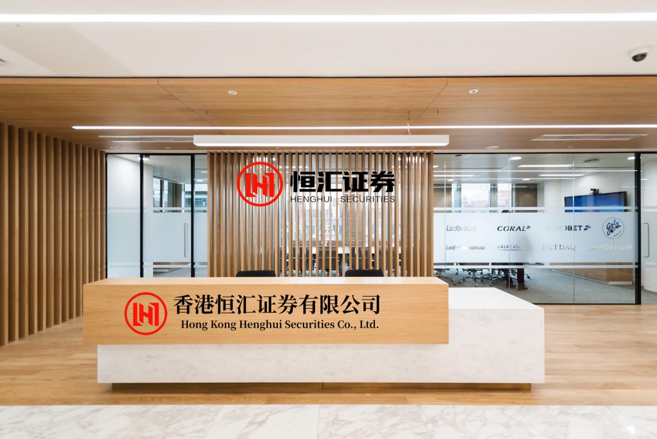 尚竞配资 开放式耳机会漏音吗？有哪些挂耳开放式蓝牙耳机值得推荐？